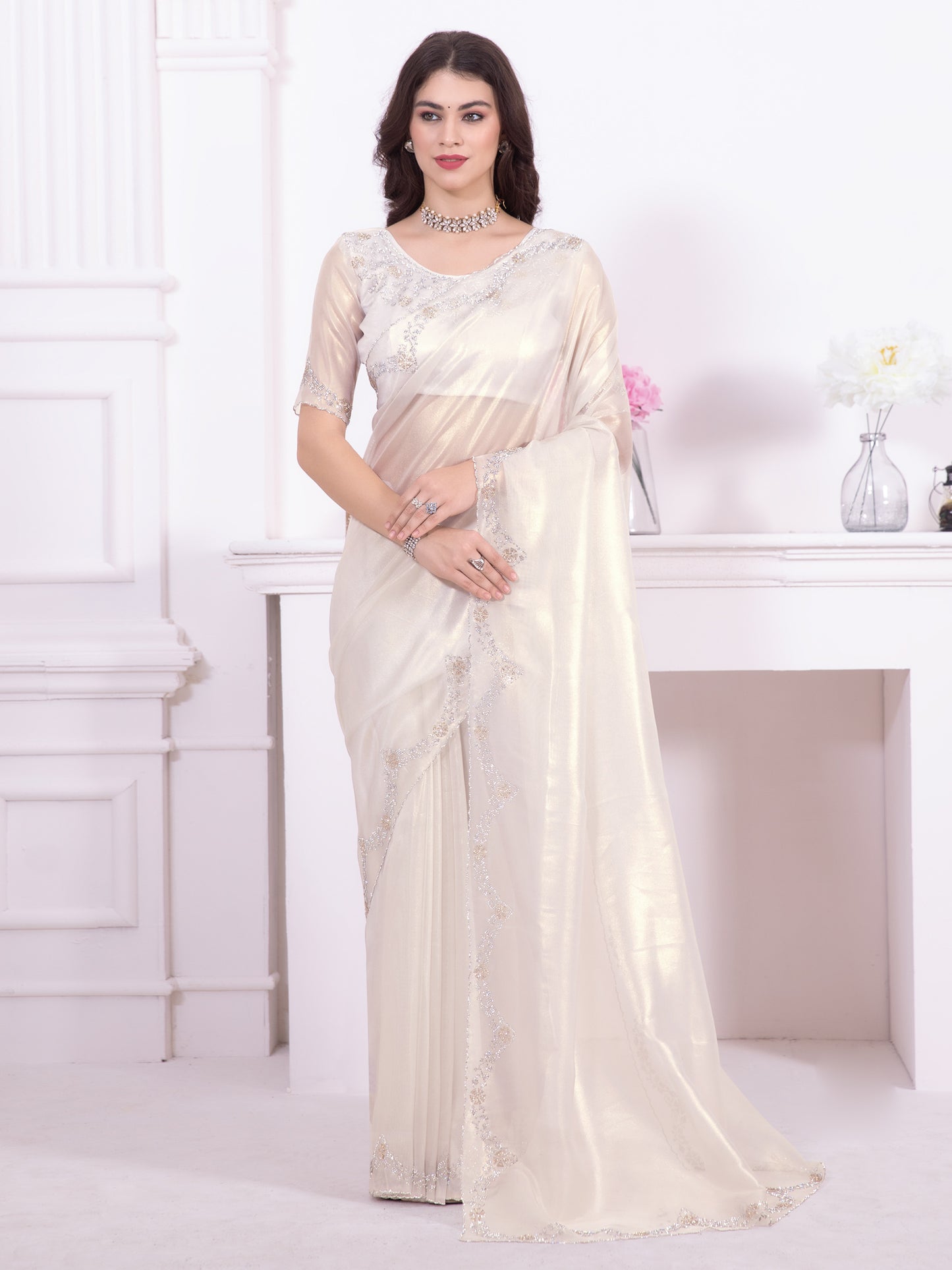 Women's Organza White Embellished Designer Saree With Blouse Piece