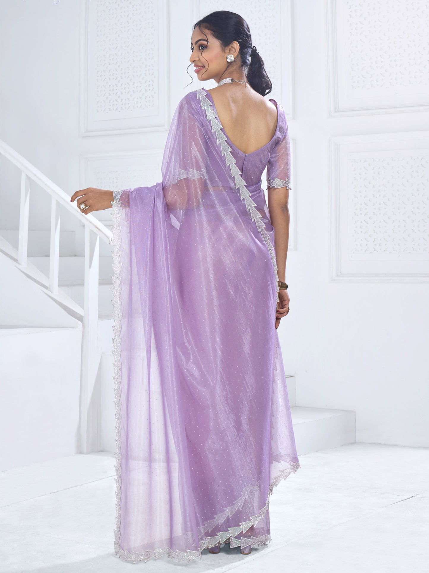 Women's Organza Mauve Embellished Designer Saree With Blouse Piece