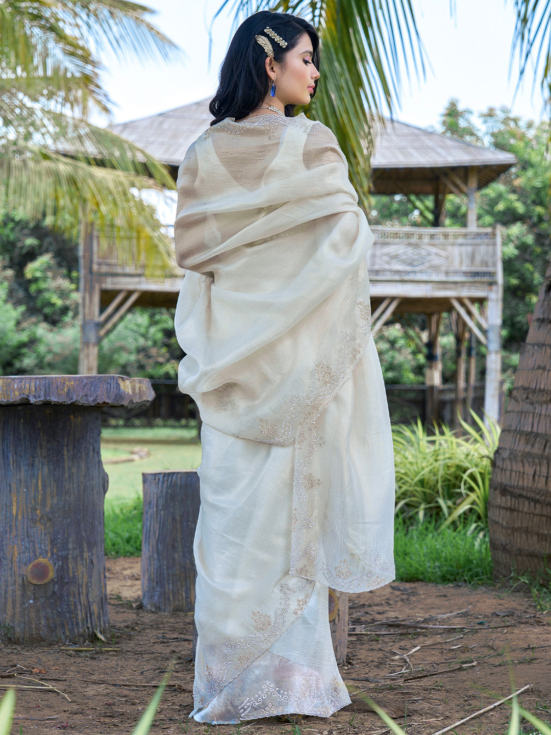 Women's Organza Off White Embellished Designer Saree With Blouse Piece