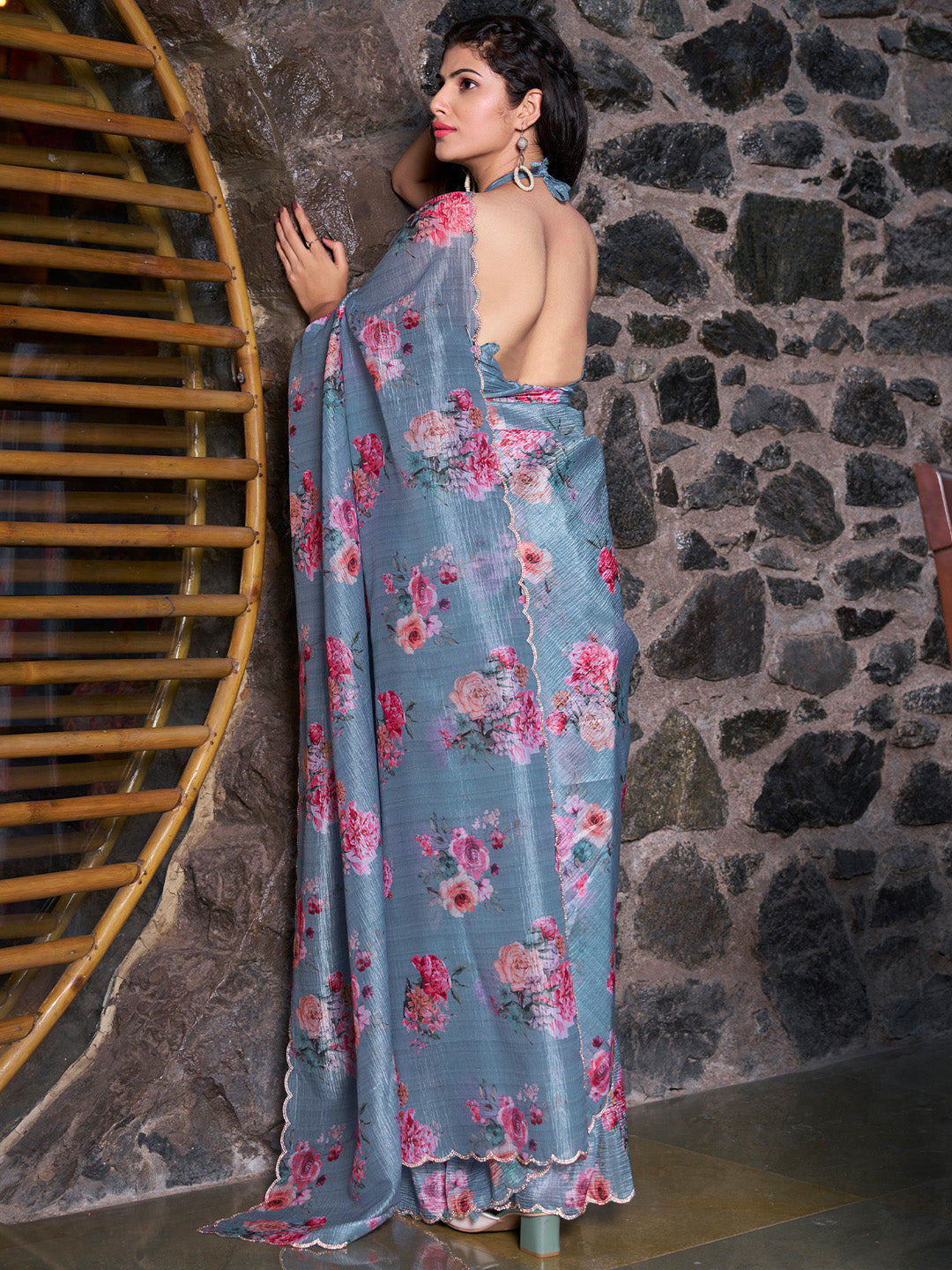 Women's Silk Blend Blue Embellished Designer Saree With Blouse Piece