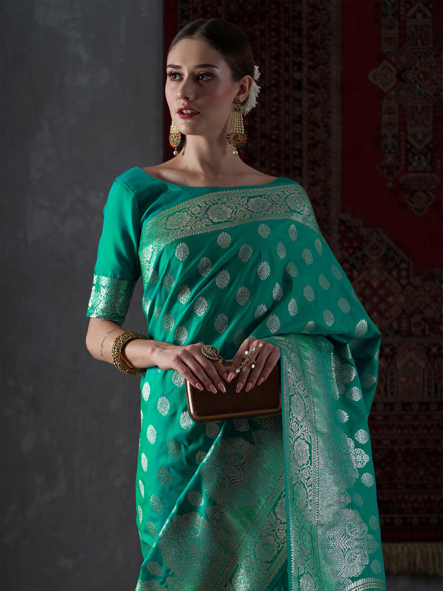 Women's Silk Blend Sea Green Woven Design Designer Saree With Blouse Piece