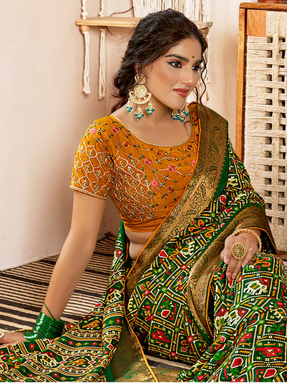 Women's Soft Silk Green Woven Design Designer Saree With Blouse Piece
