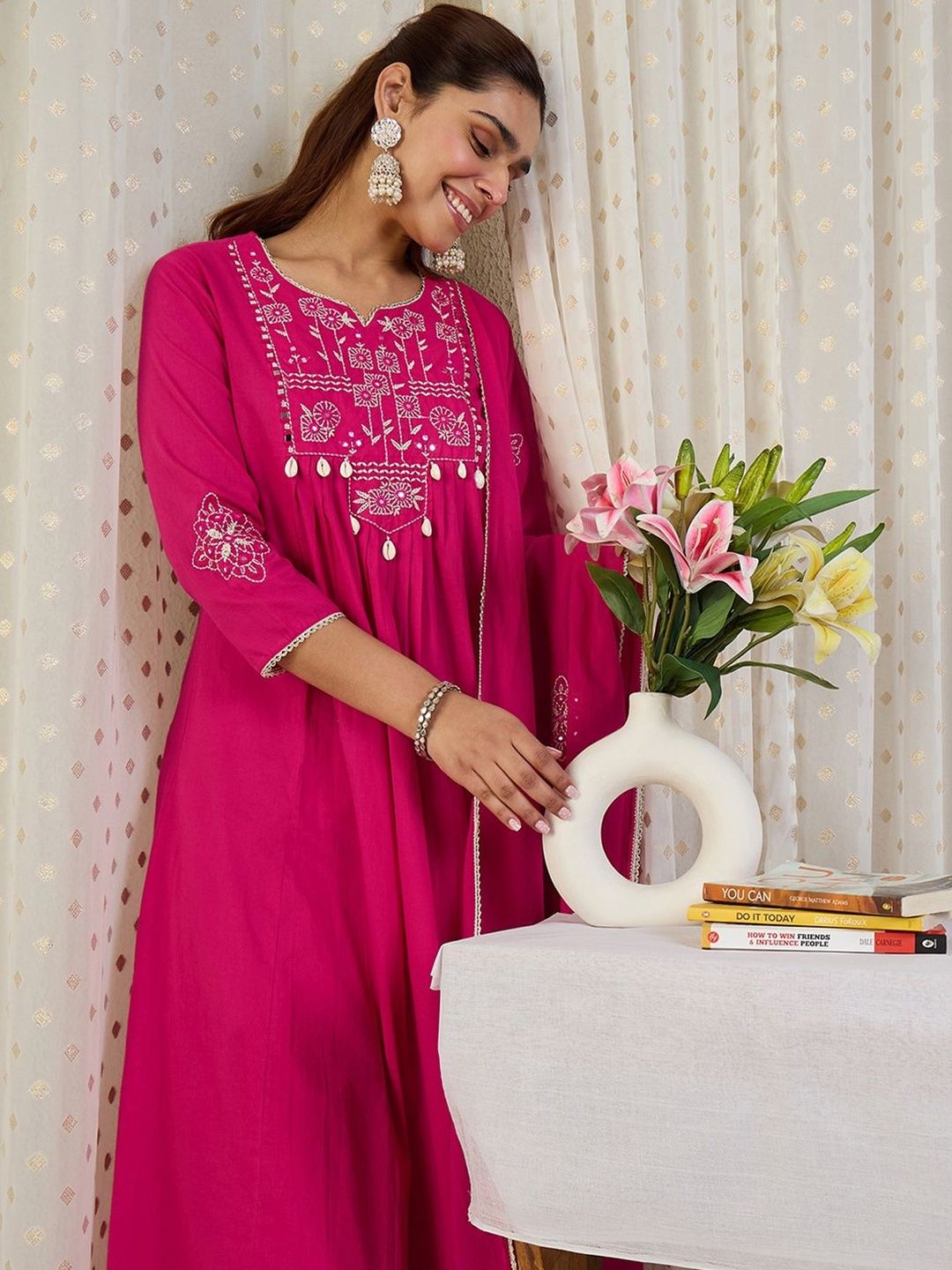 Dhiyona IE Embroidered Notch Neck Thread Work Pure Cotton Kurta With Trousers & Dupatta