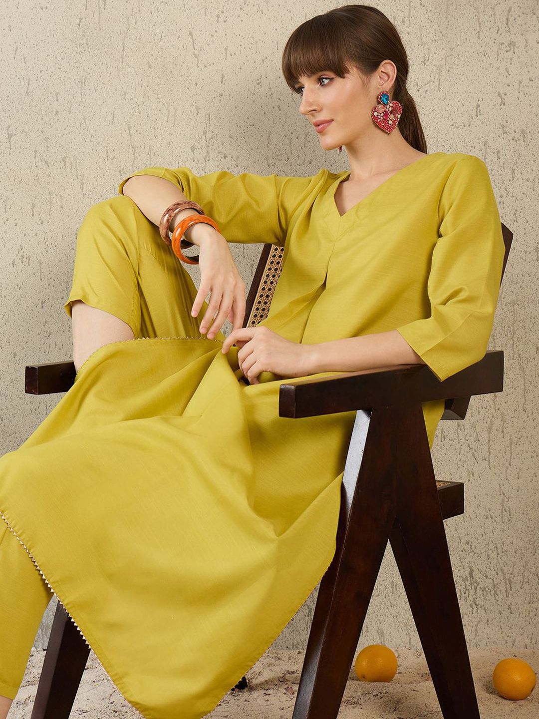 Women Solid Kurta with Trouser