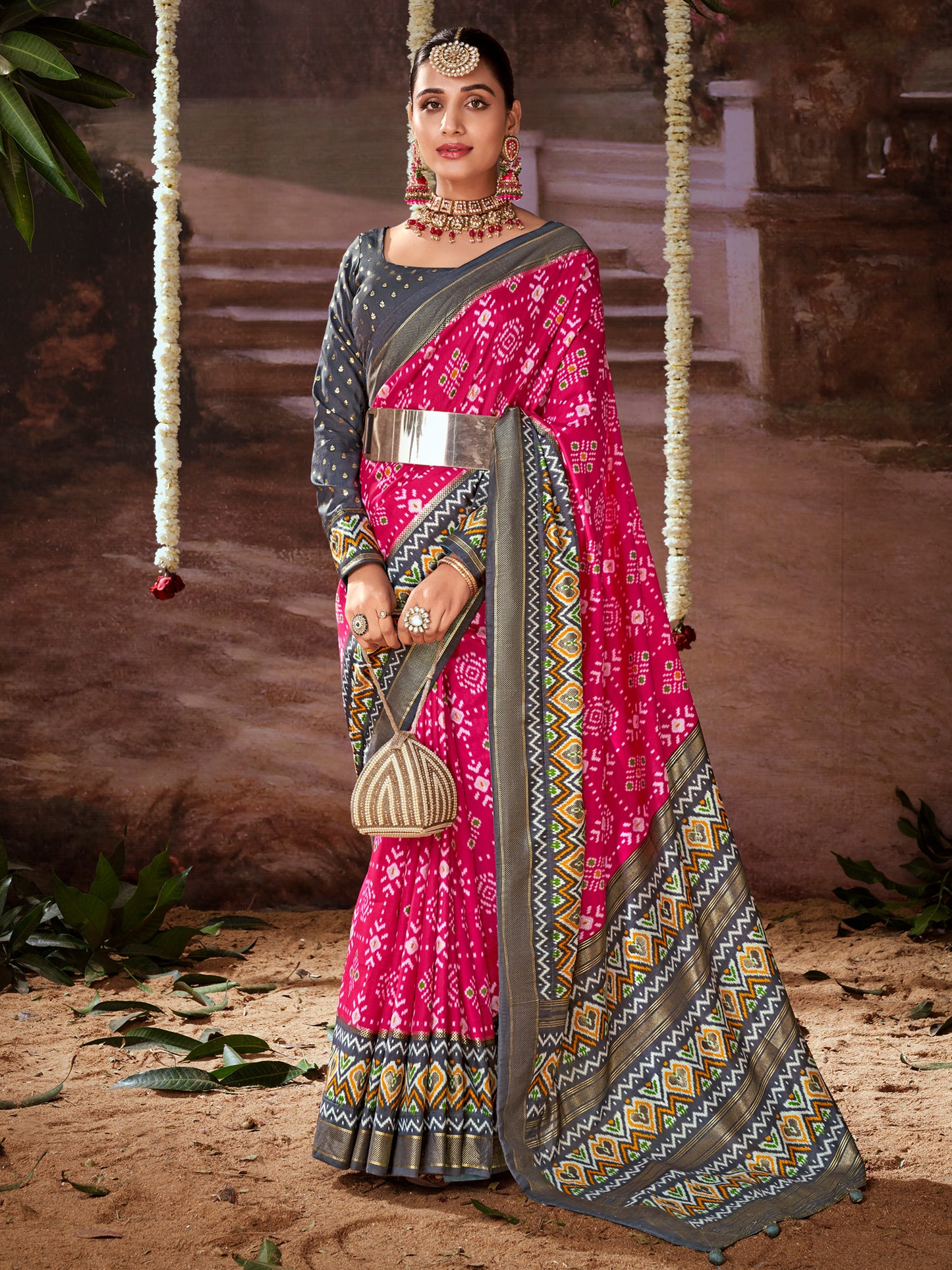 Women's Tussar Silk Pink Printed Designer Saree With Blouse Piece