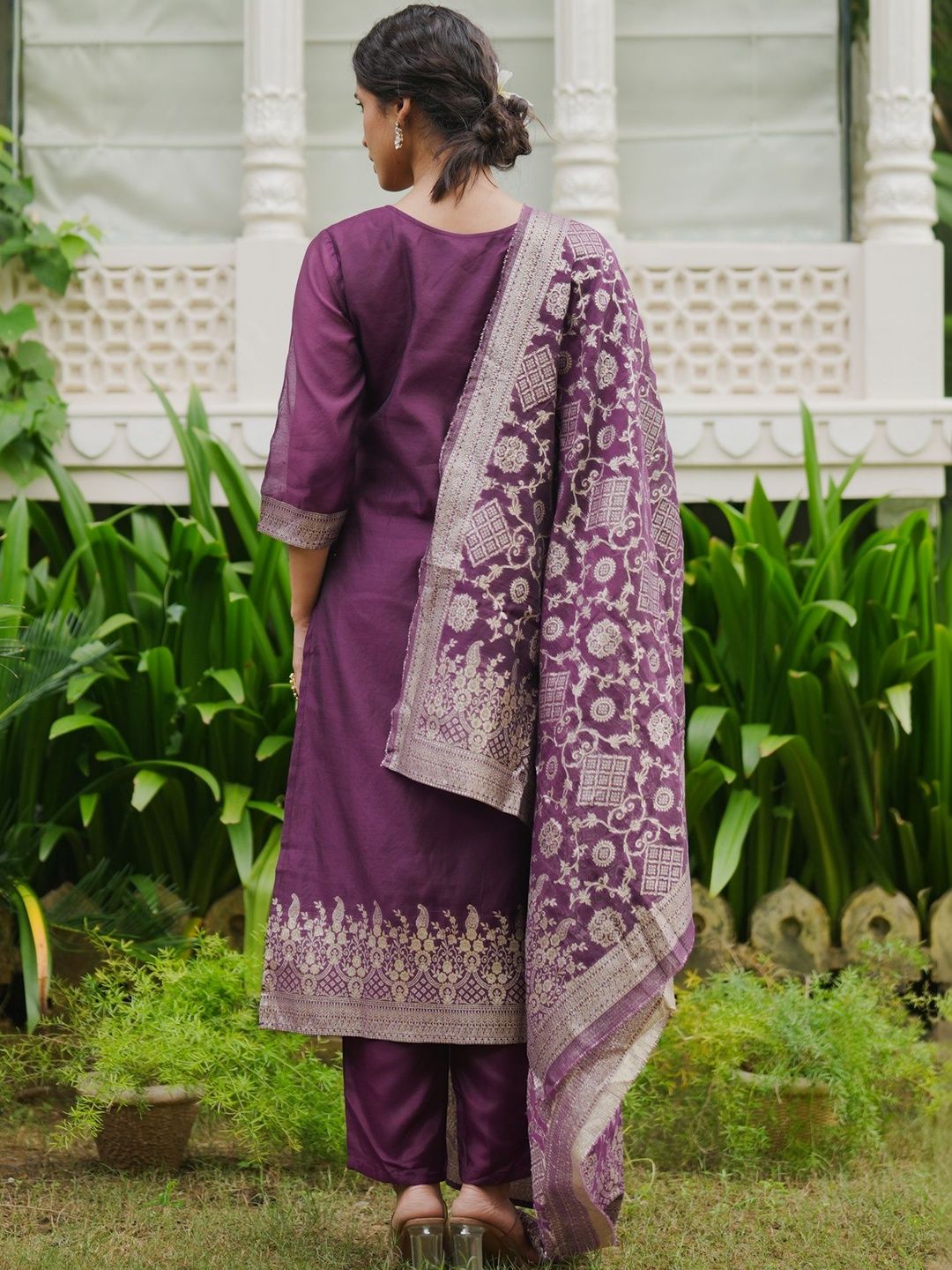 Women Ethnic Motifs Regular Kurta with Trousers & With Dupatta
