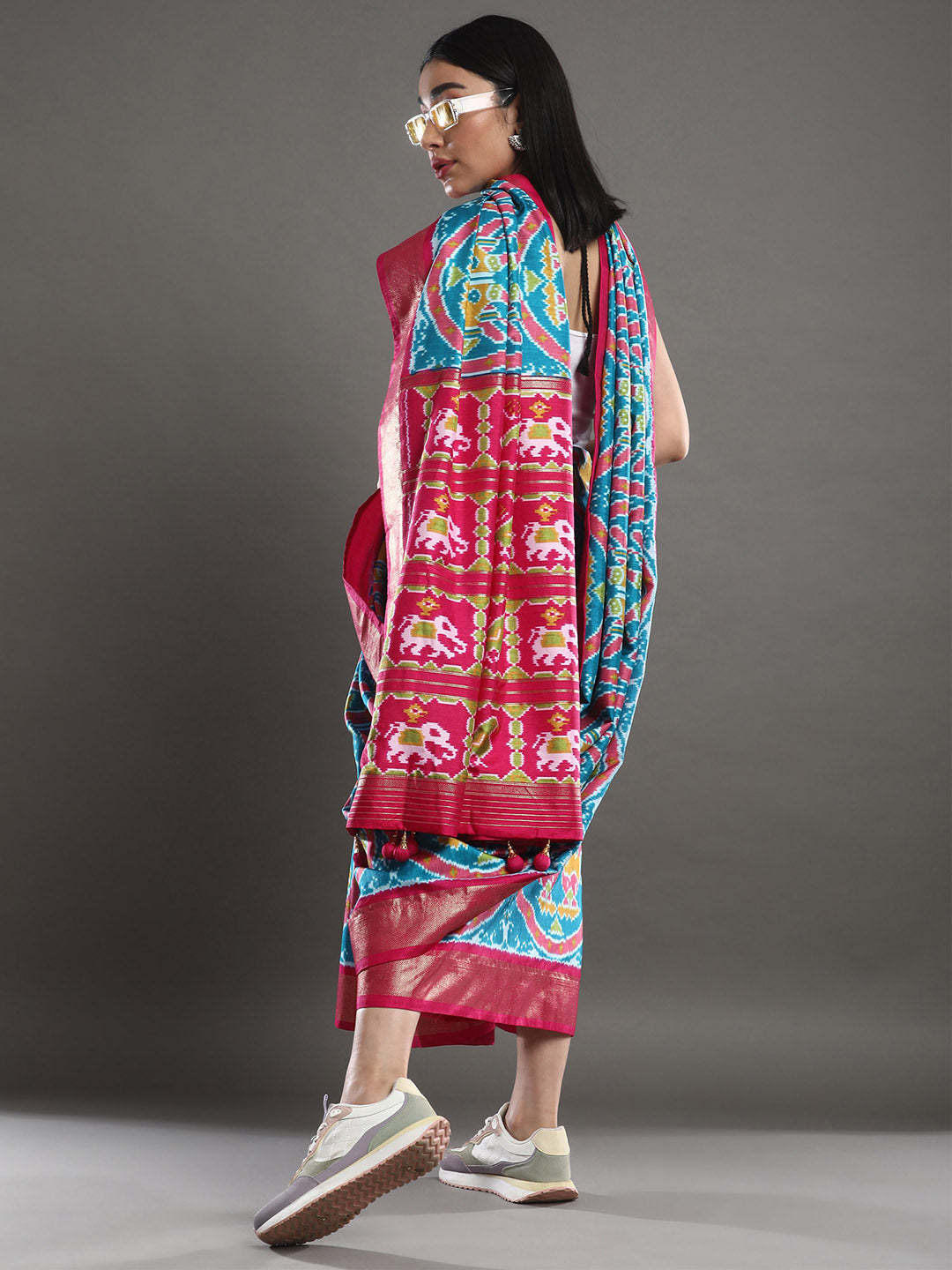 Women's Silk Blend Blue Woven Design Designer Saree With Blouse Piece