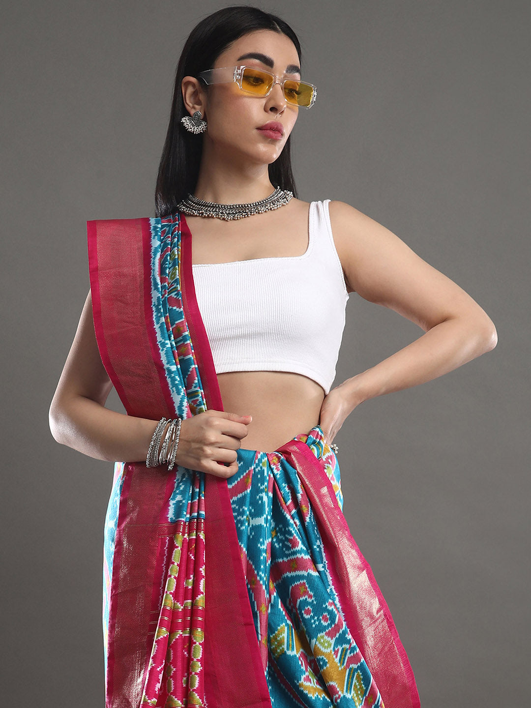 Women's Silk Blend Blue Woven Design Designer Saree With Blouse Piece