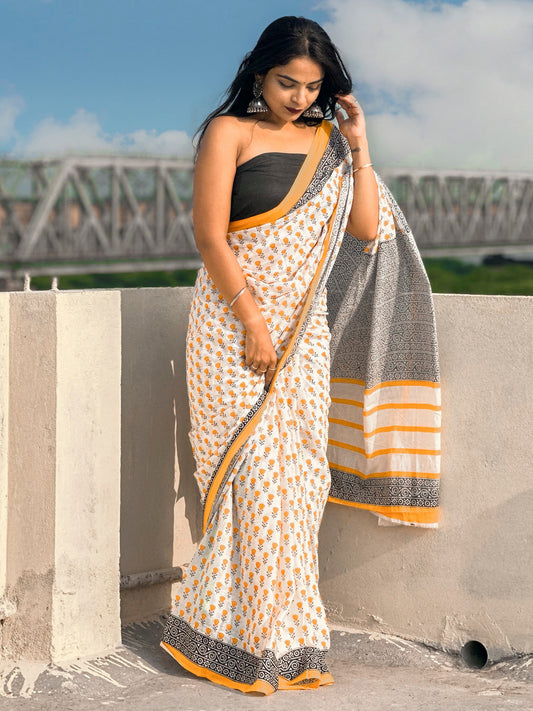 Women's Cotton White Printed Designer Saree With Blouse Piece