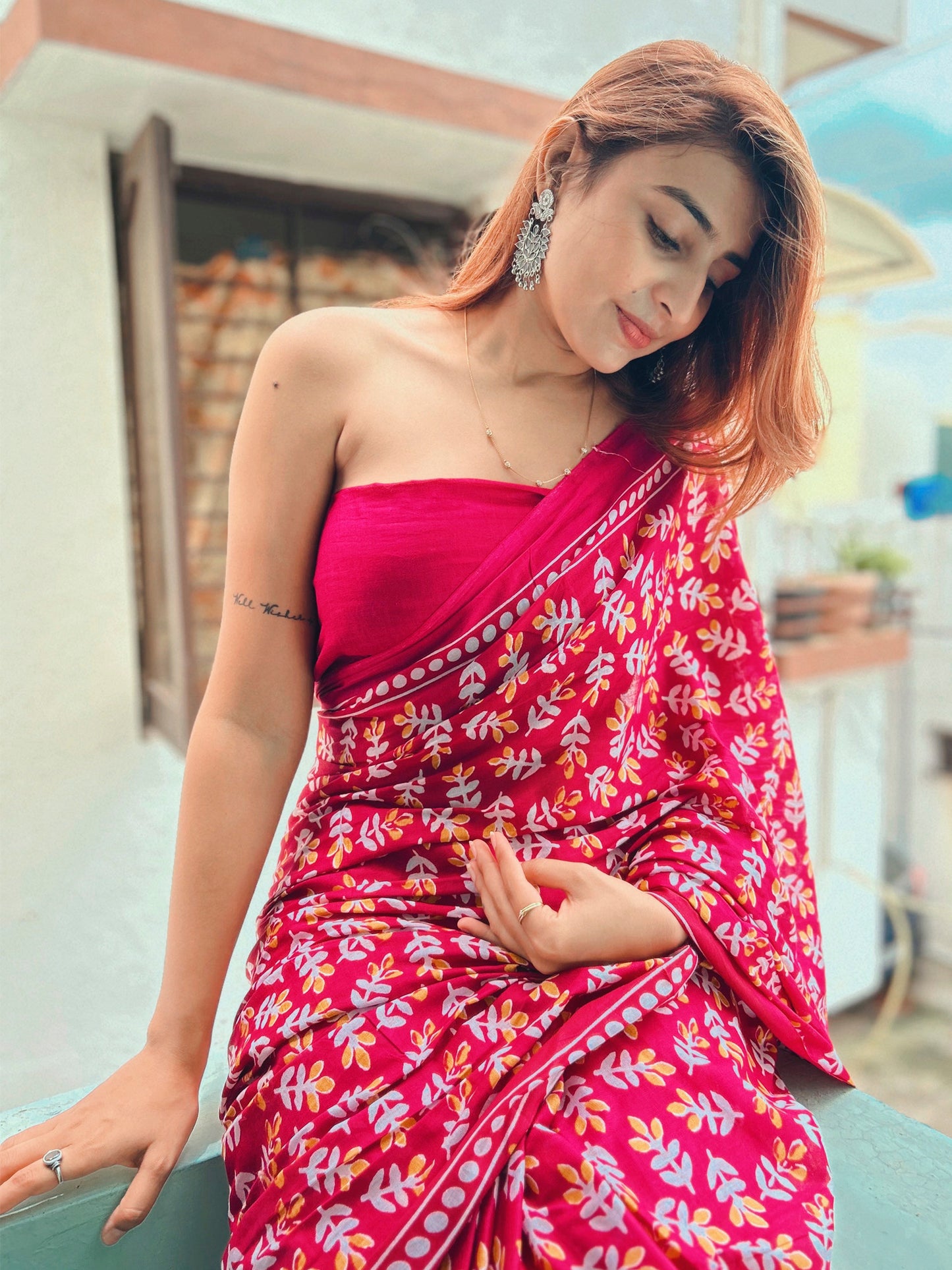 Women's Cotton Pink Printed Designer Saree With Blouse Piece