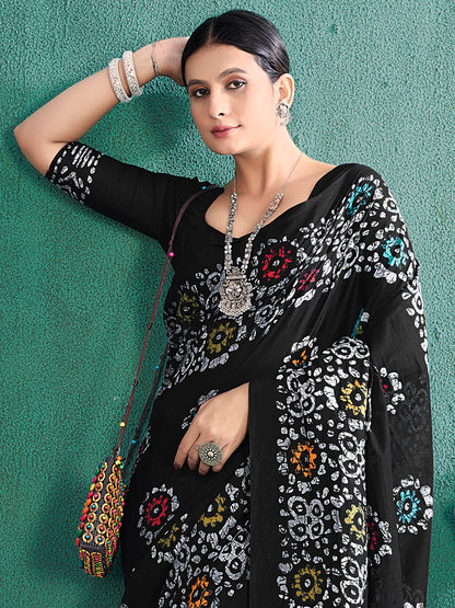 Women's Cotton Black Printed Designer Saree With Blouse Piece