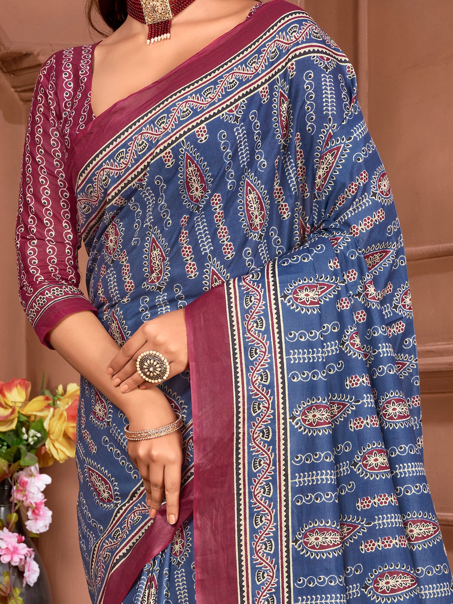 Women's Cotton Blue Printed Designer Saree With Blouse Piece