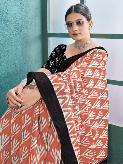 Women's Cotton Peach Printed Designer Saree With Blouse Piece