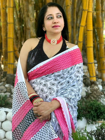 Women's Cotton Blend White Printed Designer Saree With Blouse Piece