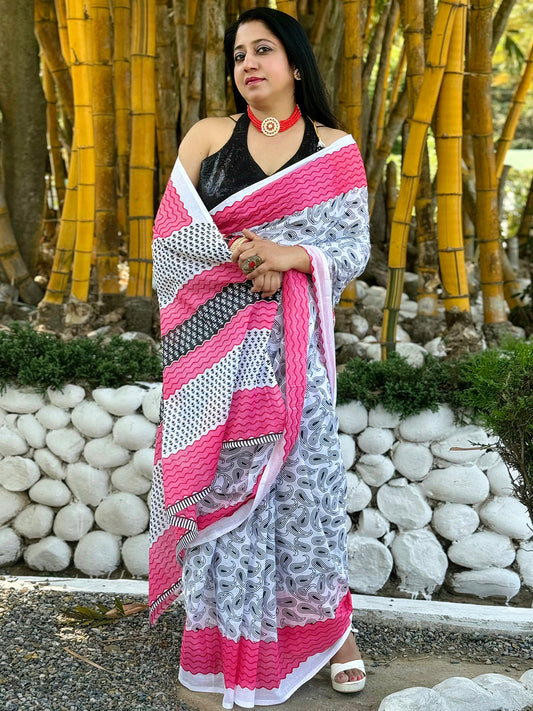 Women's Cotton Blend White Printed Designer Saree With Blouse Piece