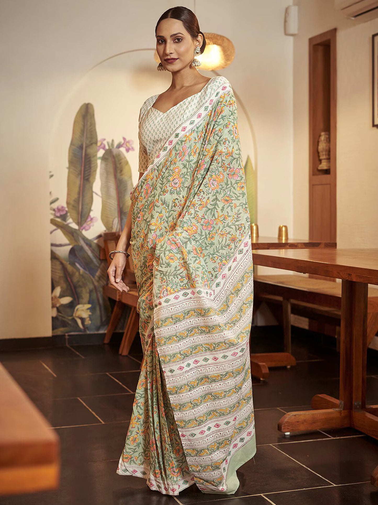 Women's Cotton Light Green Printed Designer Saree With Blouse Piece