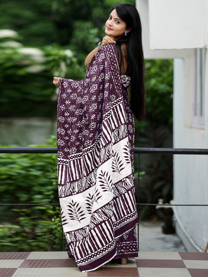 Women's Cotton White Printed Designer Saree With Blouse Piece