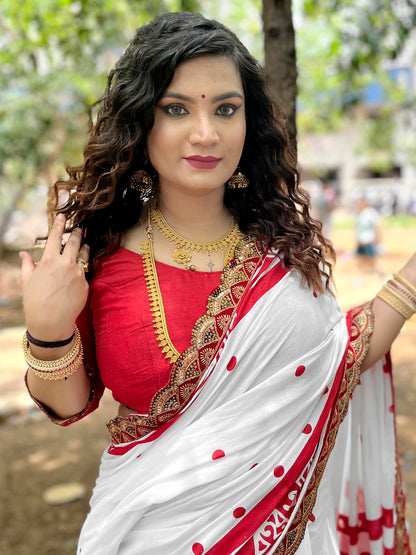 Women's Cotton Red Embellished Designer Saree With Blouse Piece