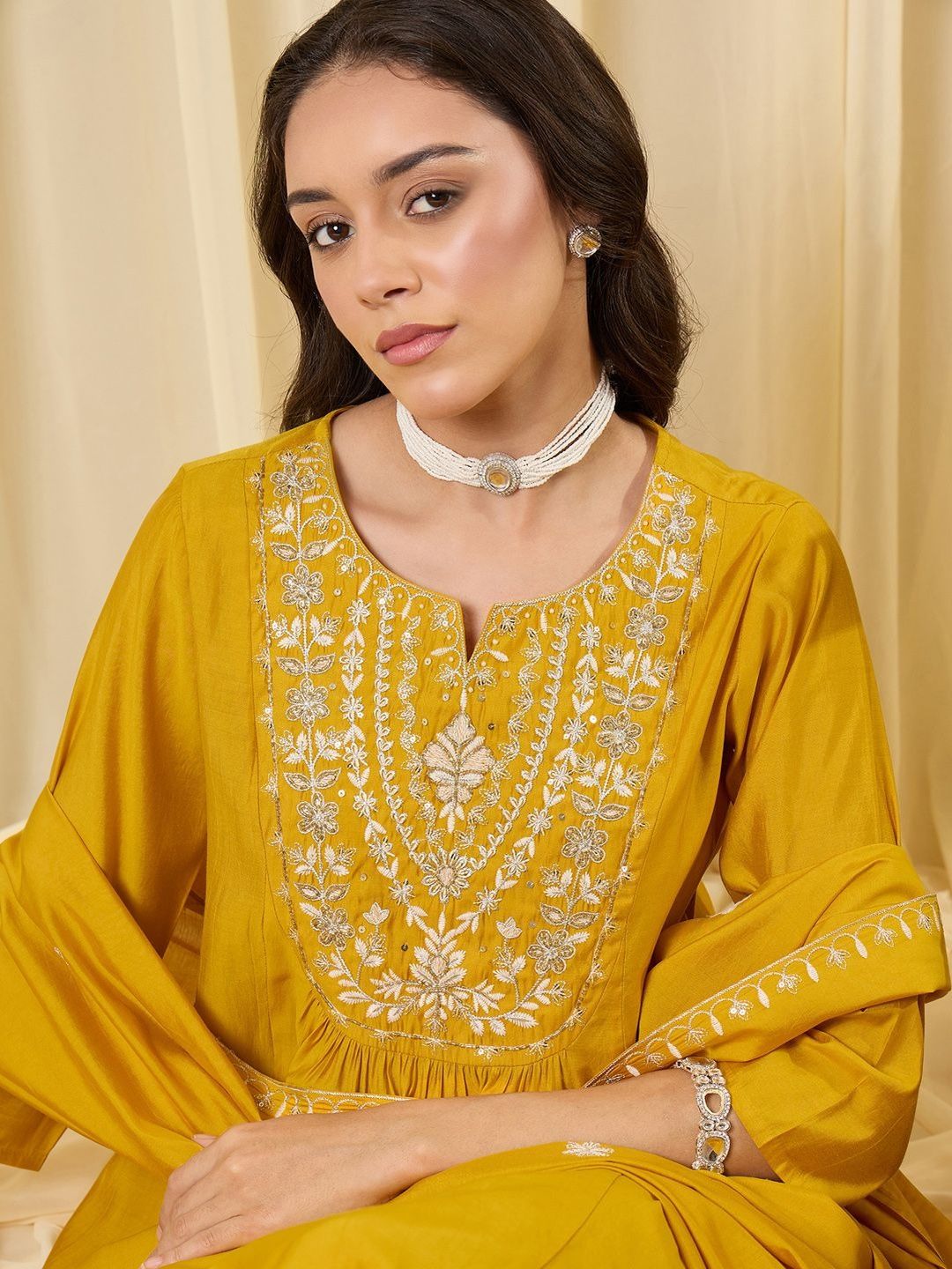 Women Ethnic Motifs Embroidered Tiered Thread Work Kurta with Trousers & With Dupatta