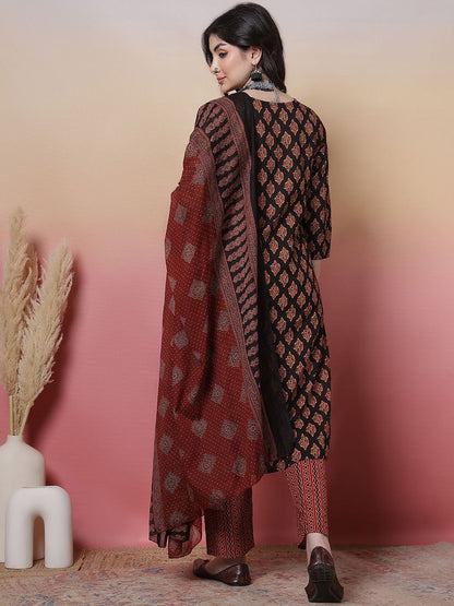 Dhiyona SN Women's Hand Floral Printed Notch Neck Pure Cotton Straight Kurta With Trouser & Dupatta