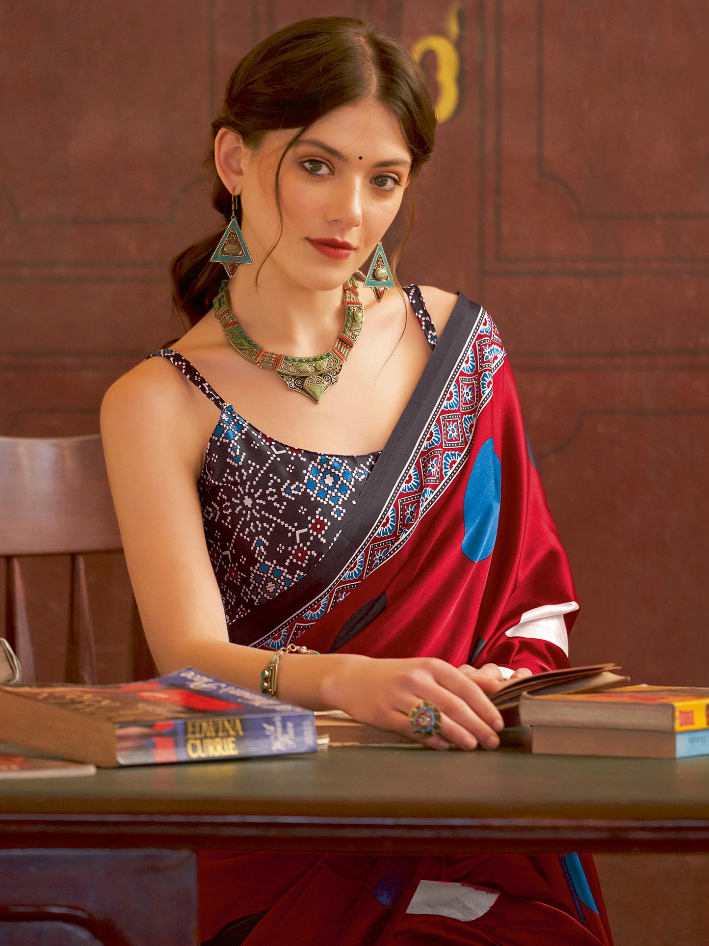 Women's Crepe Red Printed Designer Saree With Blouse Piece