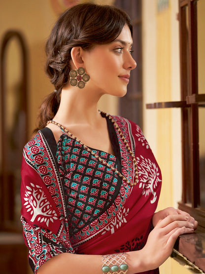Women's Crepe Red Printed Designer Saree With Blouse Piece