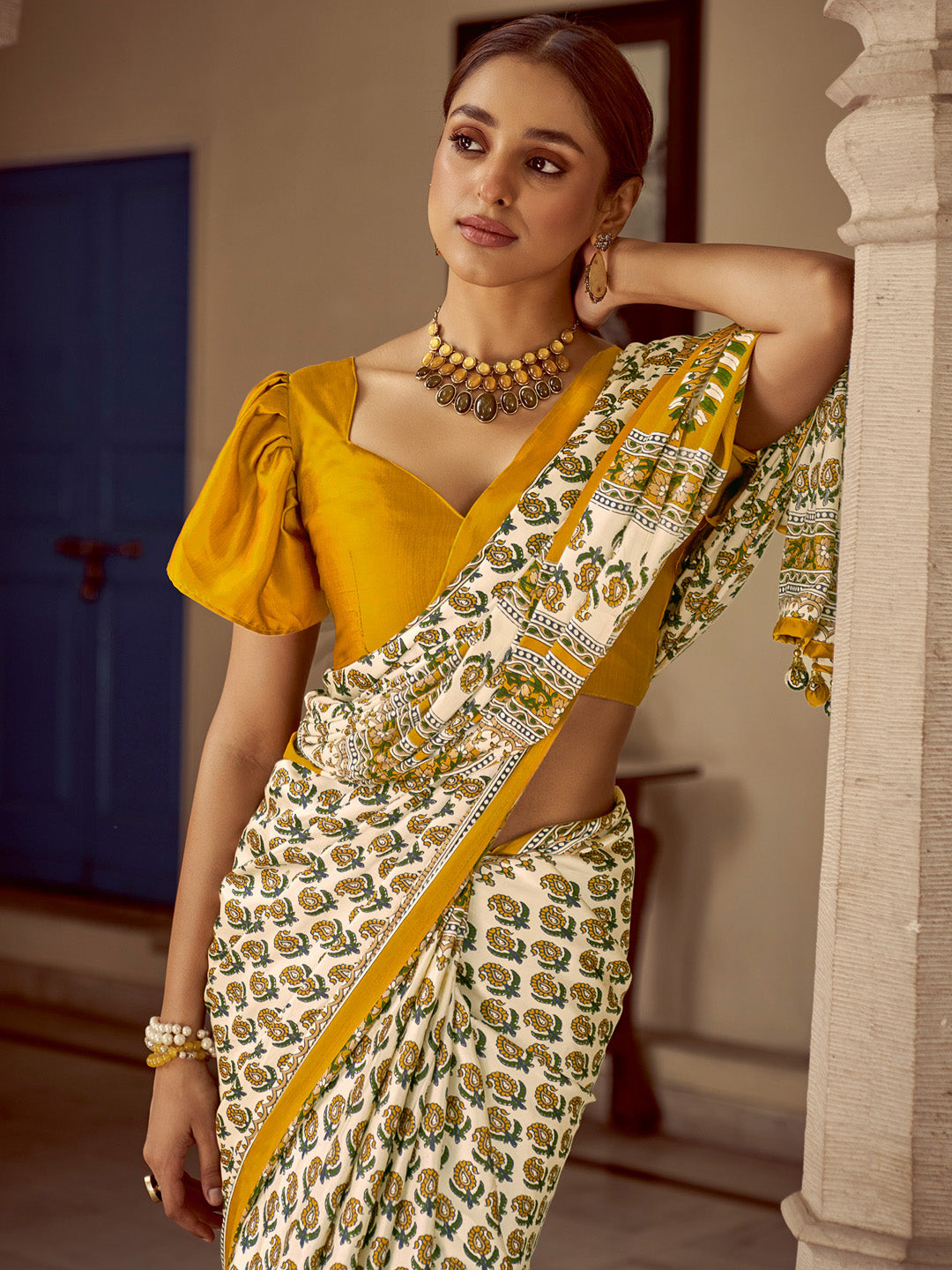 Women's Crepe Mustard Printed Designer Saree With Blouse Piece