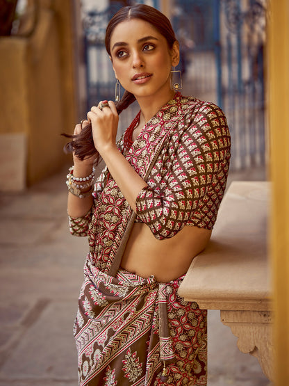 Women's Crepe Brown Printed Designer Saree With Blouse Piece