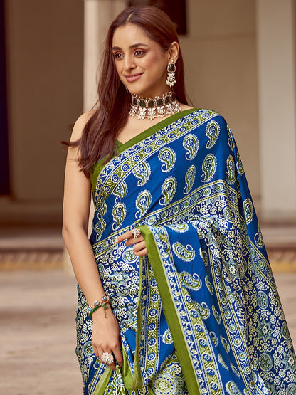 Women's Crepe Light Green Printed Designer Saree With Blouse Piece