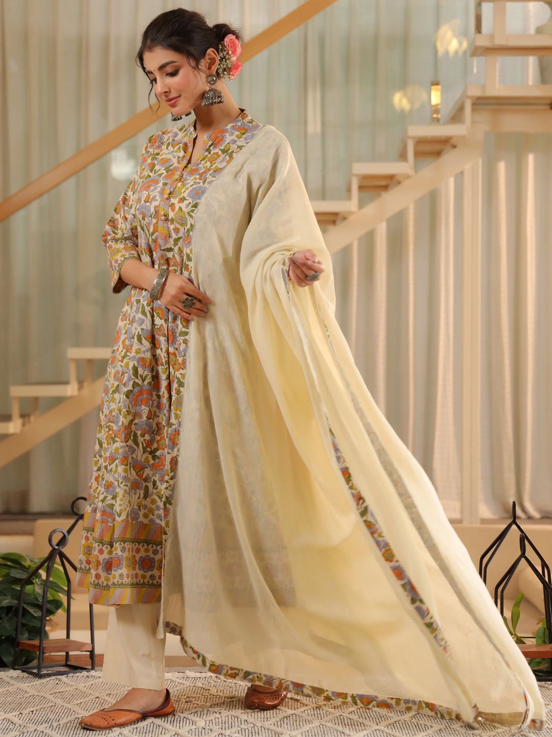 Dhiyona RR Women's Floral Printed Regular Pure Cotton Kurta with Trousers & With Dupatta