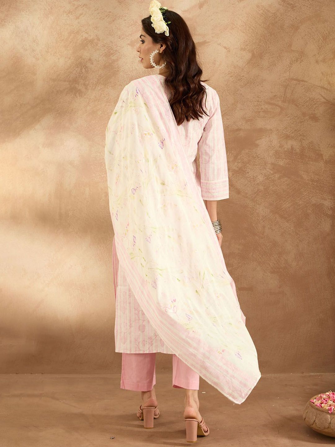 Dhiyona IE Women Floral Embroidered Thread Work Pure Cotton Kurta with Trousers & Dupatta