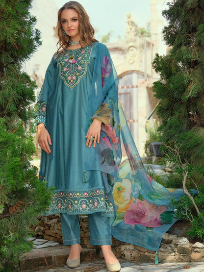 Women Floral Embroidered Regular Thread Work Liva Kurta with Trousers & With Dupatta