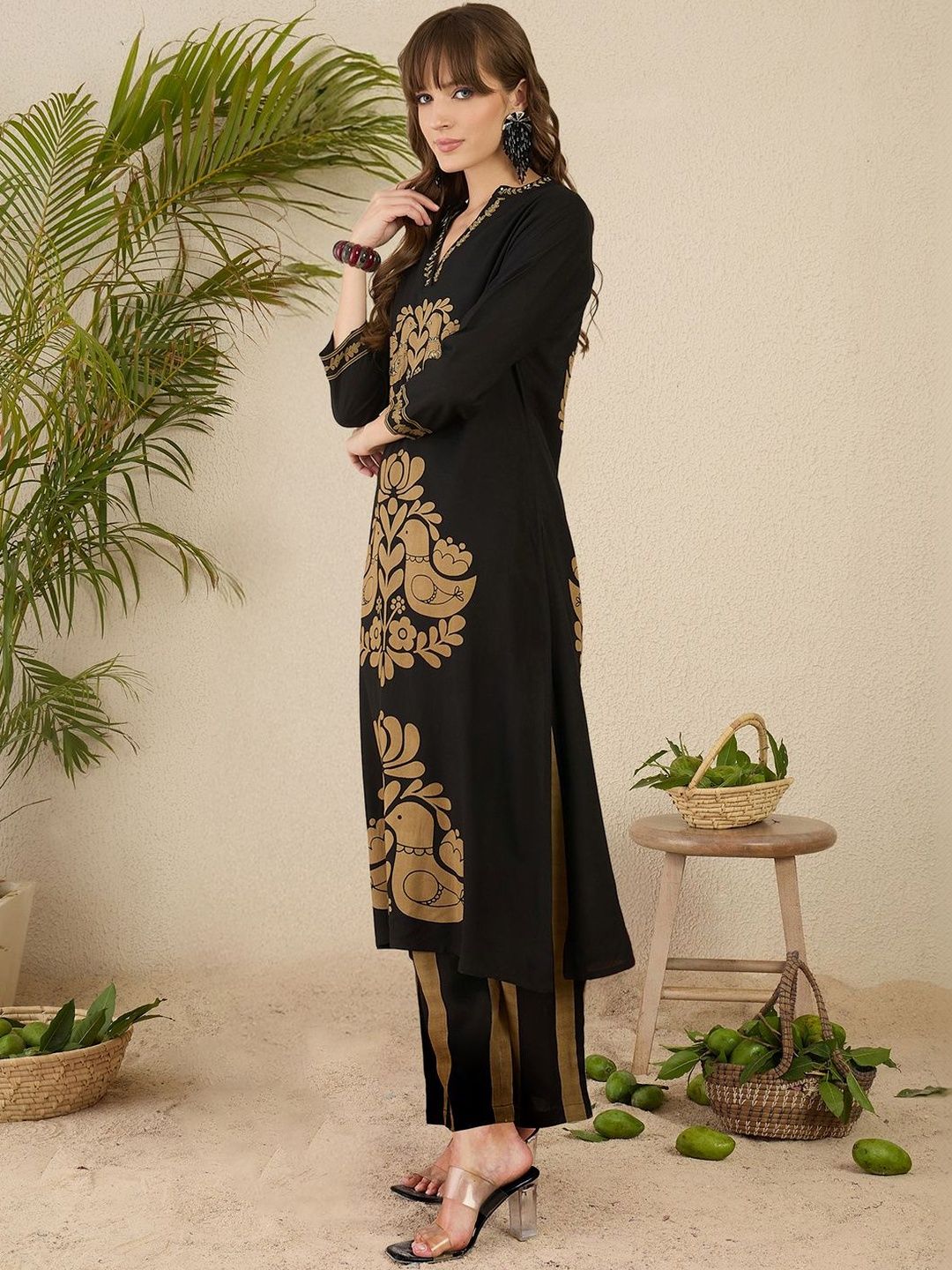 Women Ethnic Motifs Printed Regular Thread Work Kurta with Palazzos