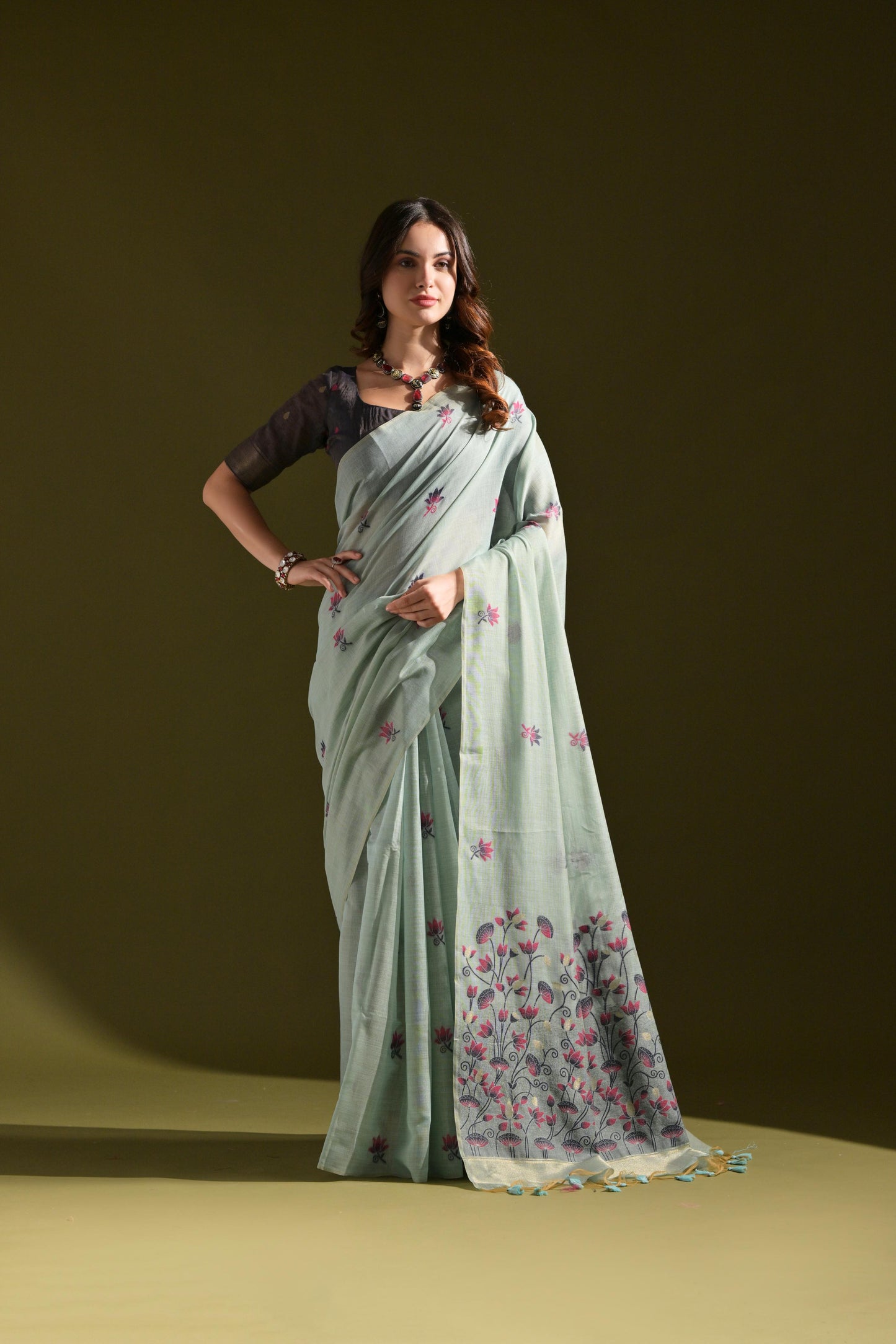 Dhiyona GR Women's Florance Firozi Blue Muga Cotton Jamdani Saree