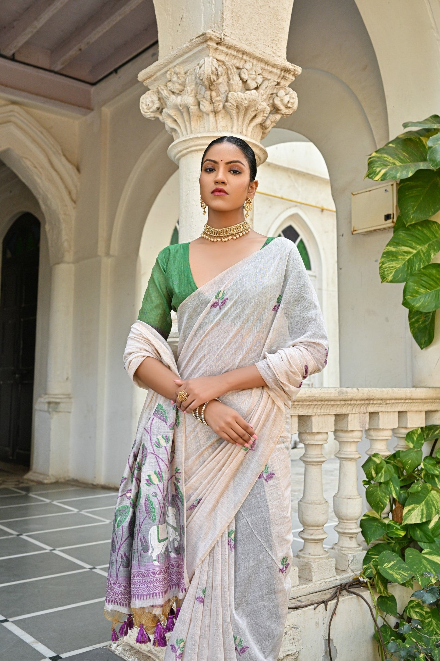Dhiyona GR Women's Pranshi Wine Pichwai Muga Cotton Saree