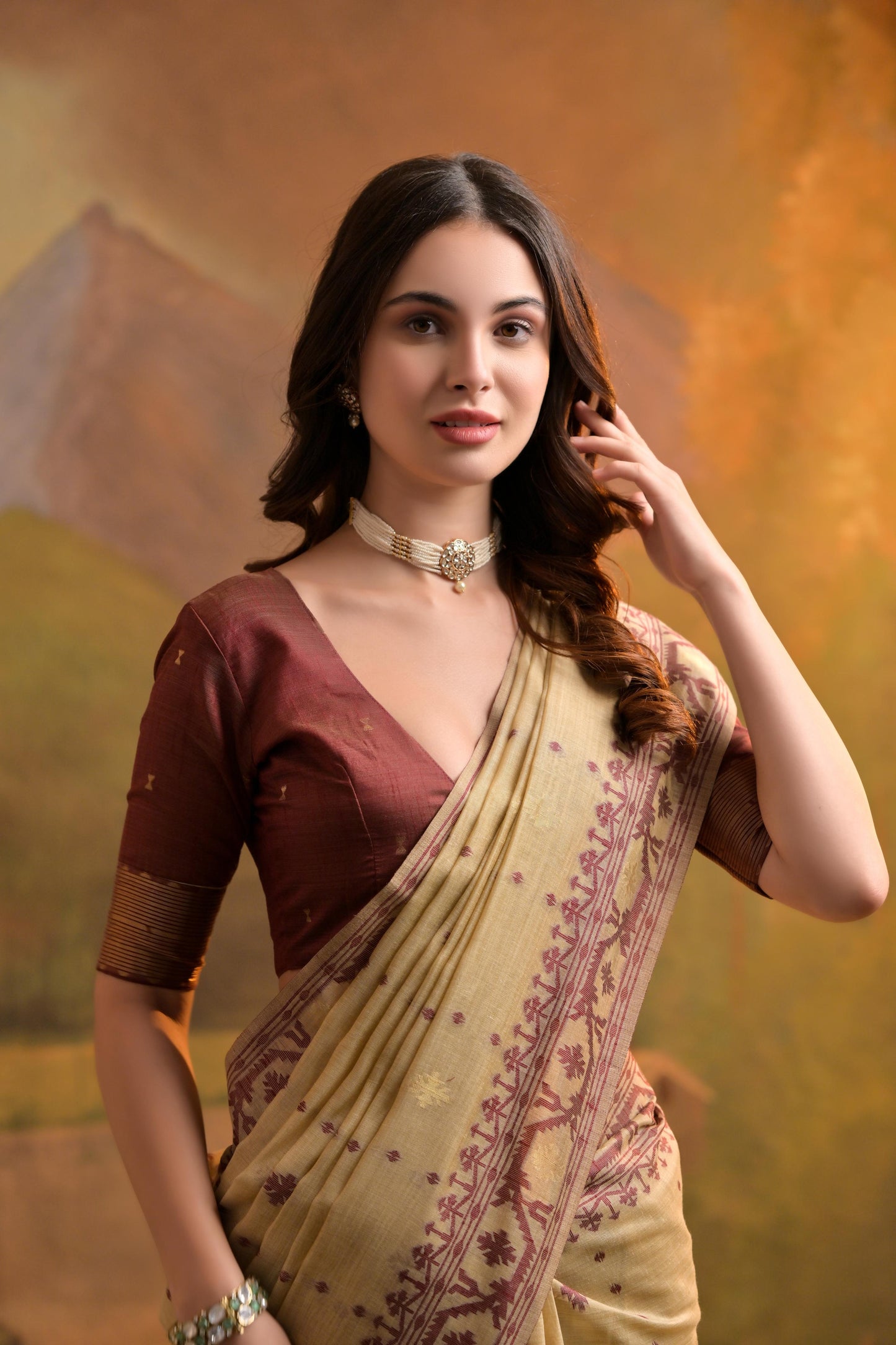 Dhiyona GR Women's Nargis Beige Muga Cotton Saree