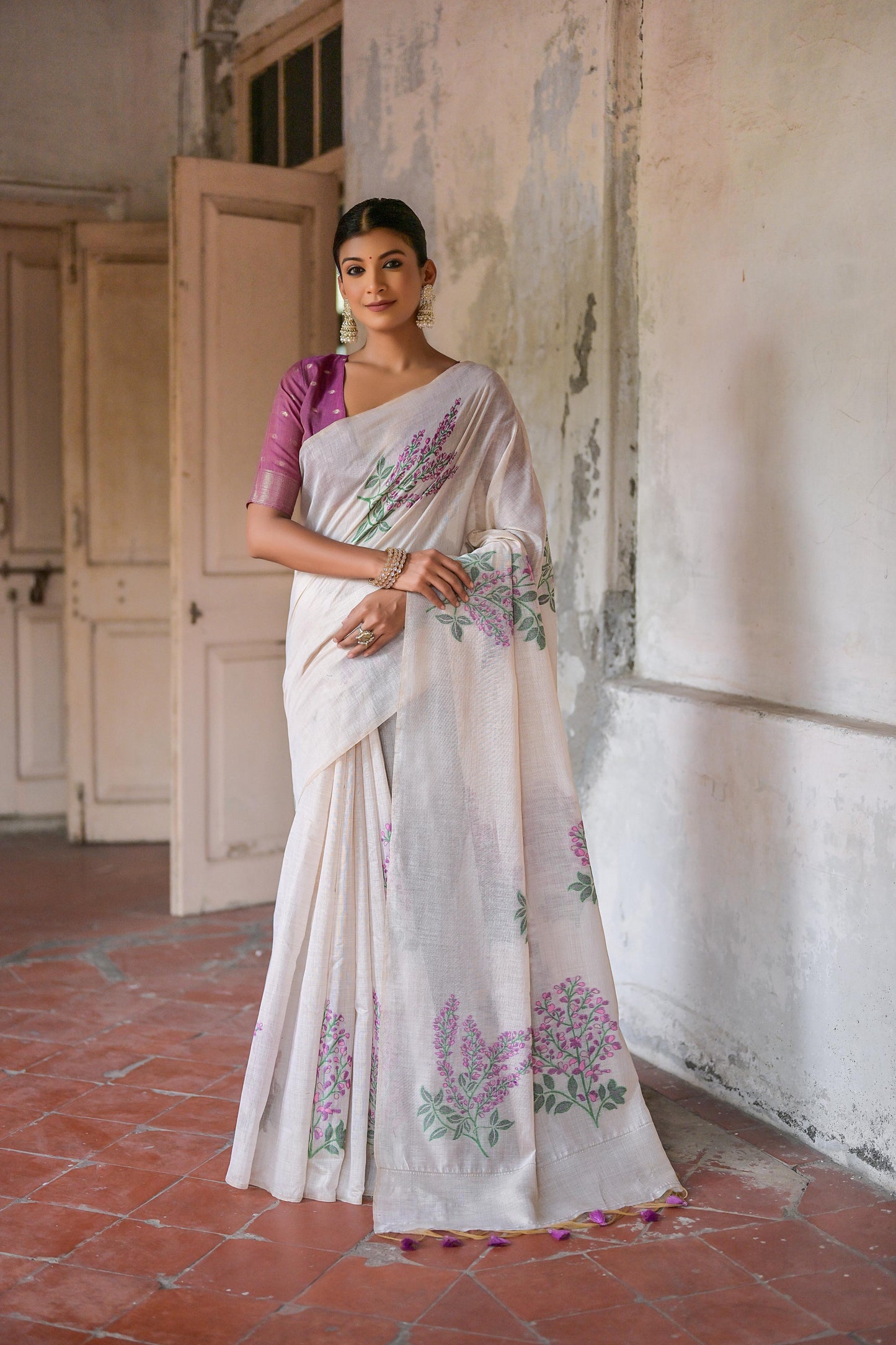Dhiyona GR Women's Ice White & Wine Muga Cotton Woven Saree