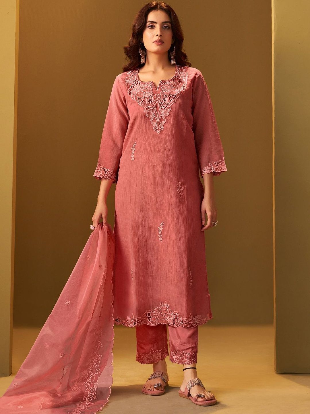 Dhiyona IE Women Ethnic Motifs Embroidered Kurta with Trousers & Dupatta