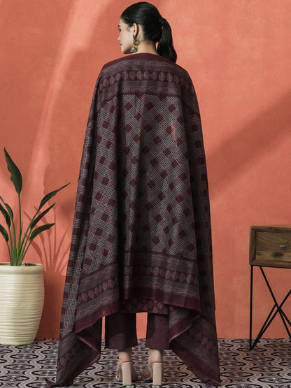 Dhiyona SN Women's Floral Printed Gotta Patti Pure Cotton Straight Kurta With Trouser And Dupatta