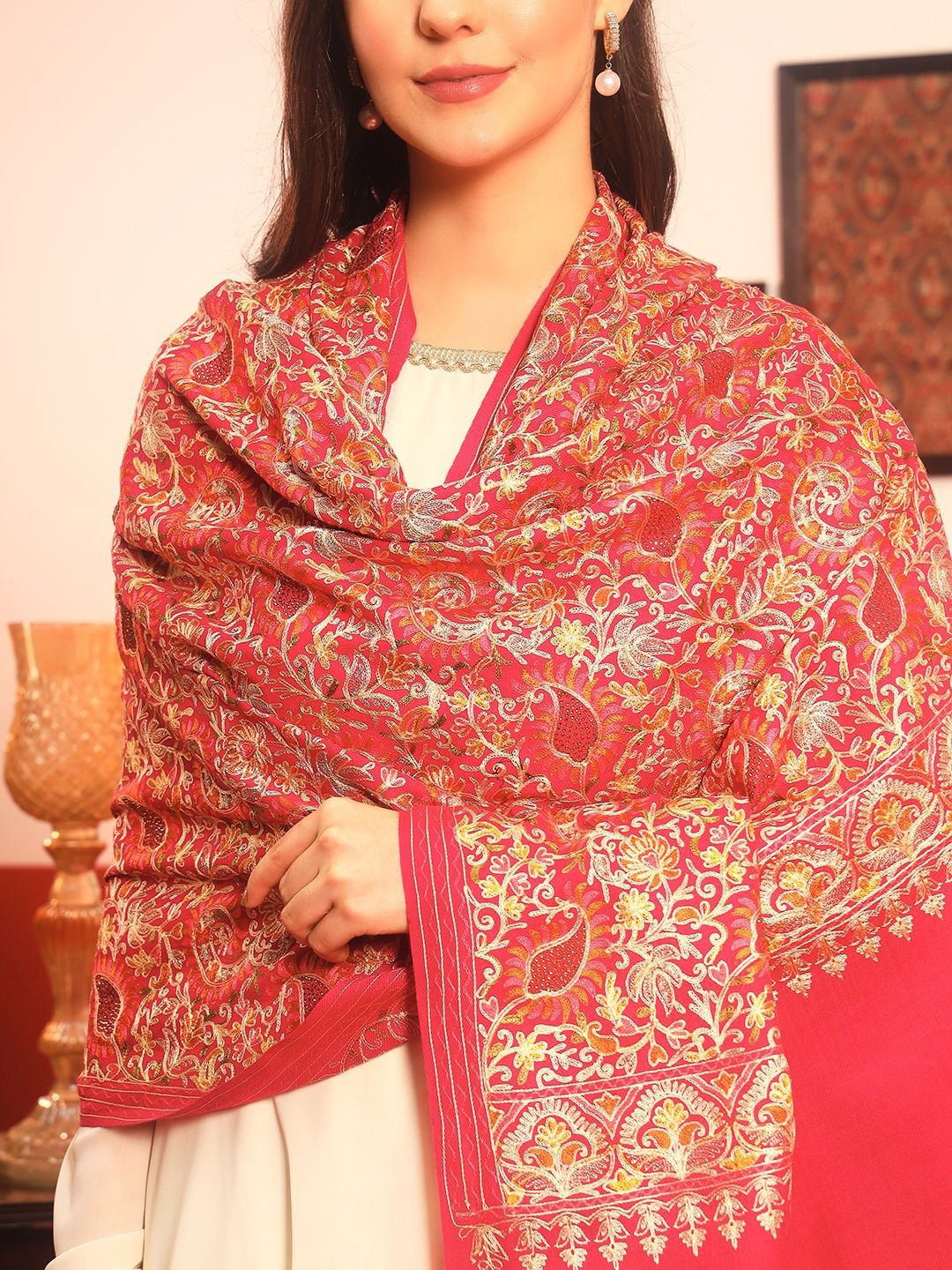 Dhiyona PA Paisley Embroidered Zari Shawl