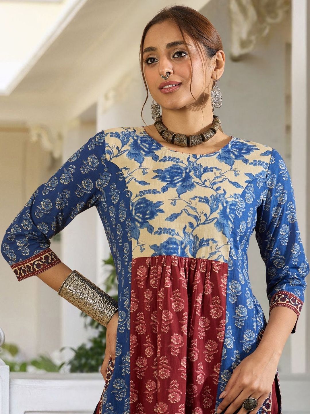 Women Floral Printed Panelled Pure Cotton Kurta with Trousers