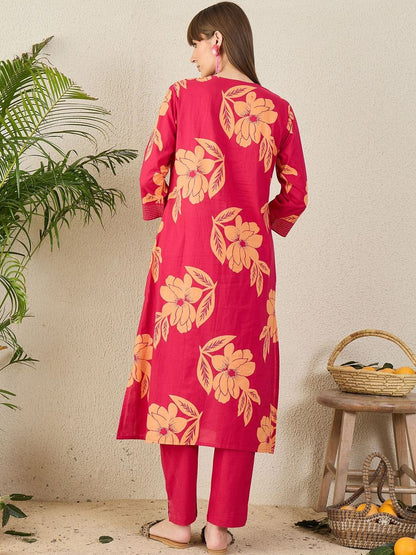 Women Floral Printed Pure Cotton Kurta with Trousers