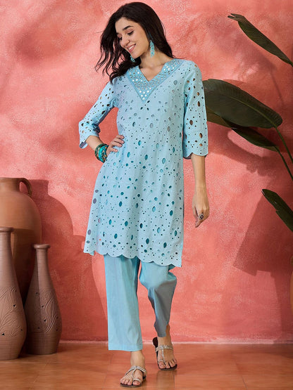 Dhiyona SN Women's Self Design Pure Cotton V Neck Straight Kurta With Trouser