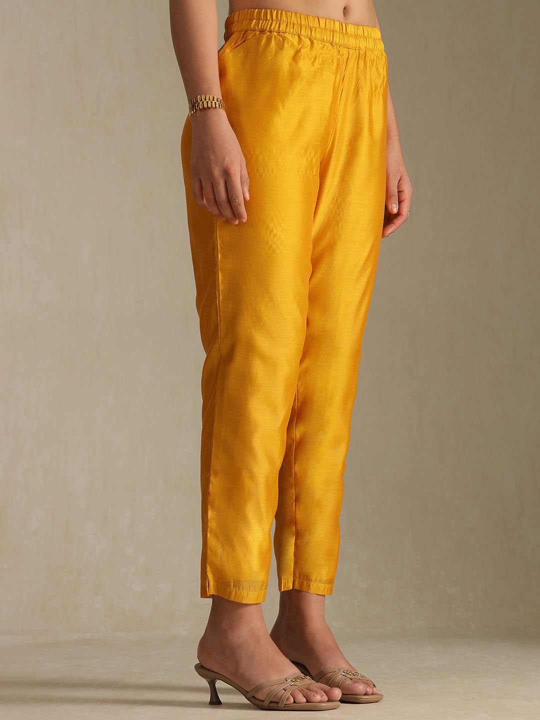 Dhiyona SO Women's Floral Woven Design Zardozi Kurta With Trousers & Dupatta