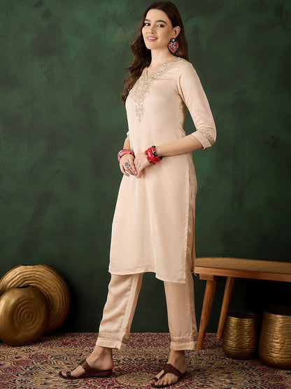 Dhiyona SN Women's Ethnic Motifs Designer & Jari Work Kurta With Trousers