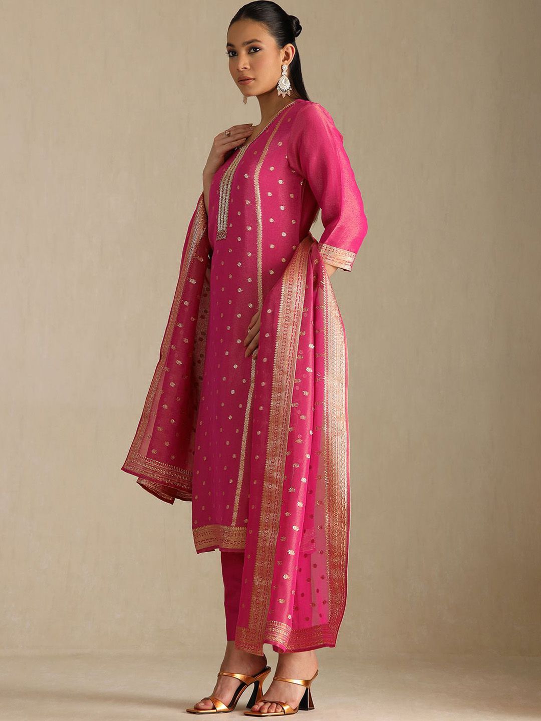 Dhiyona SO Women's Women Floral Regular Zardozi Kurta with Trousers & Dupatta