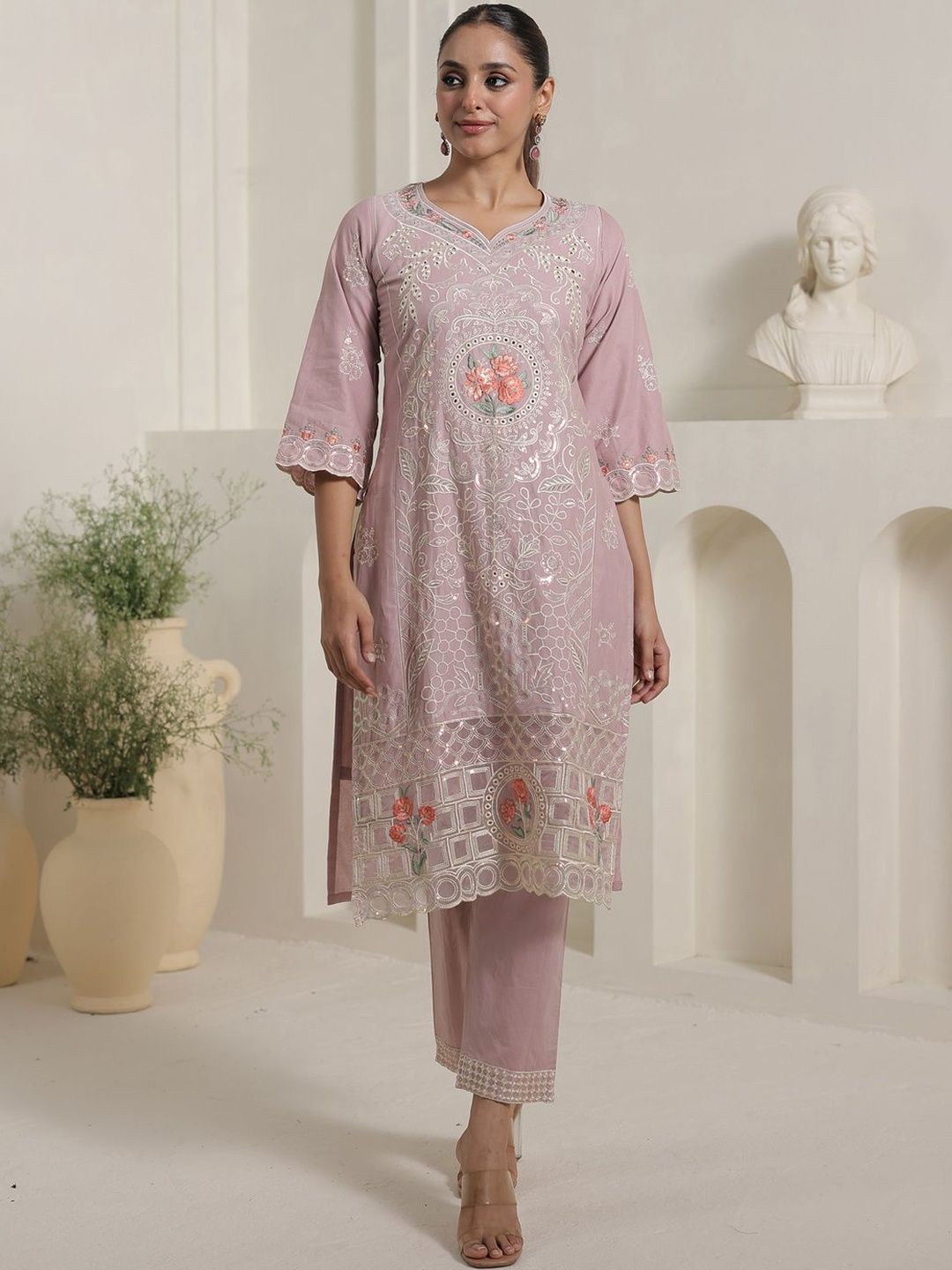 Women Floral Embroidered Regular Thread Work Pure Cotton Kurta with Trousers & With Dupatta