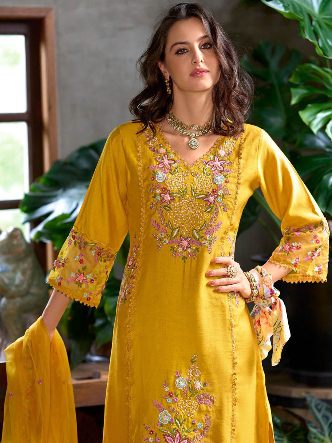 Women Floral Embroidered Panelled Sequinned Kurta with Trousers & With Dupatta