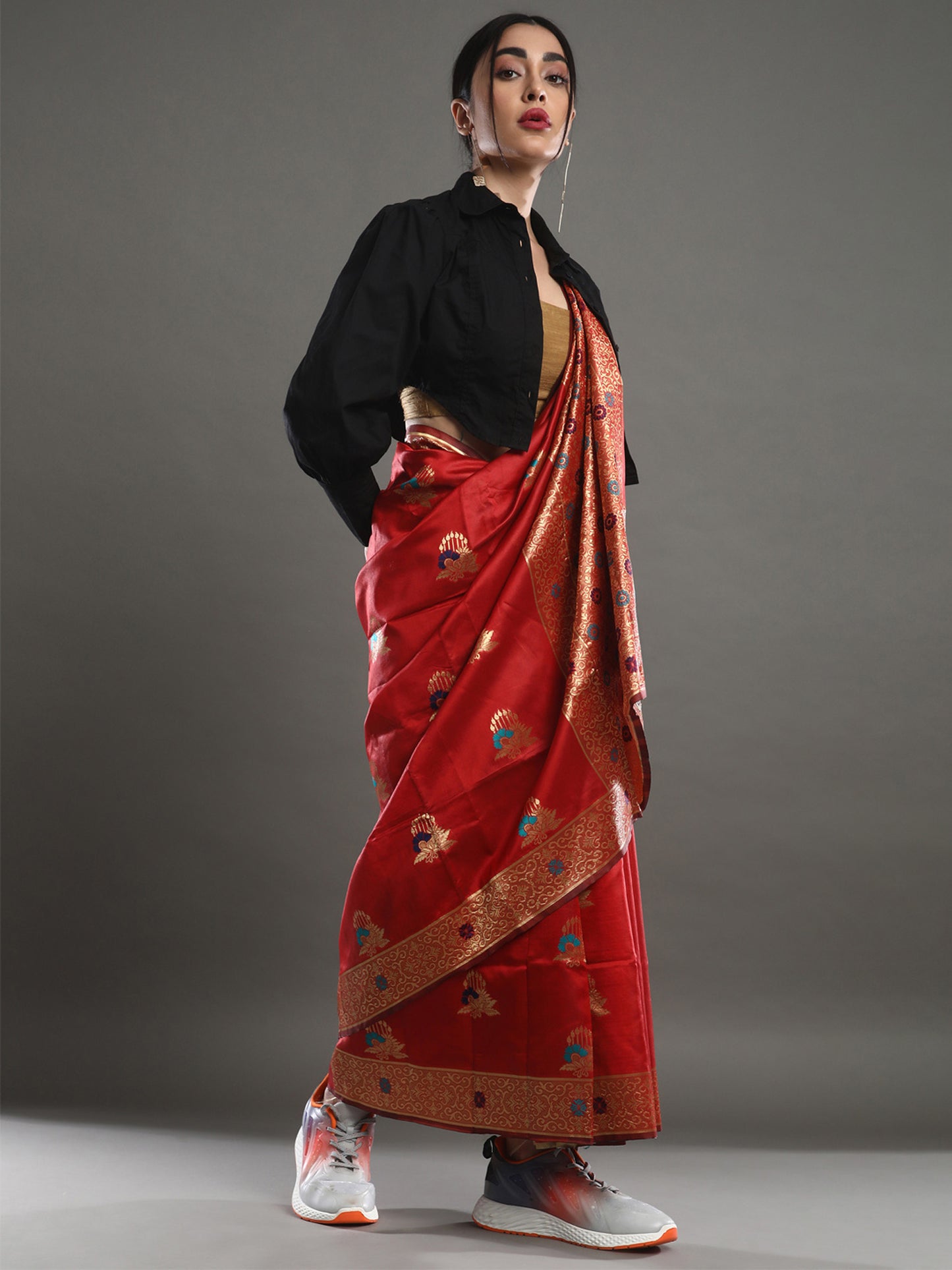 Women's Silk Blend Red Woven Design Designer Saree With Blouse Piece
