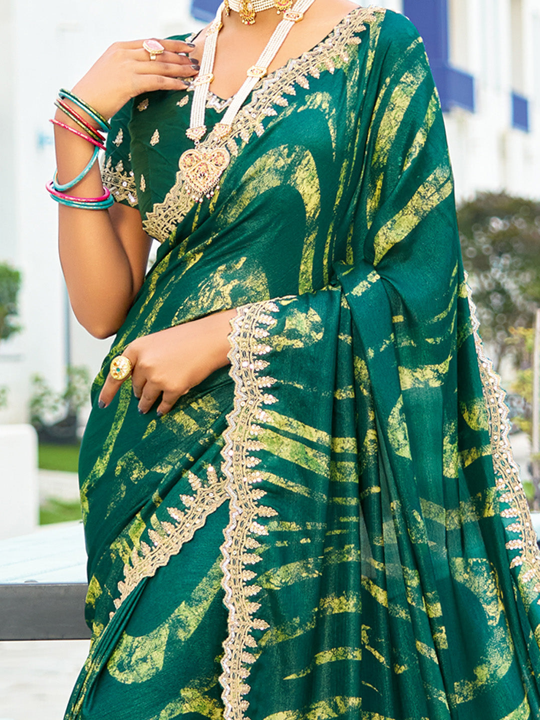 Women's Chiffon Green Embellished Designer Saree With Blouse Piece